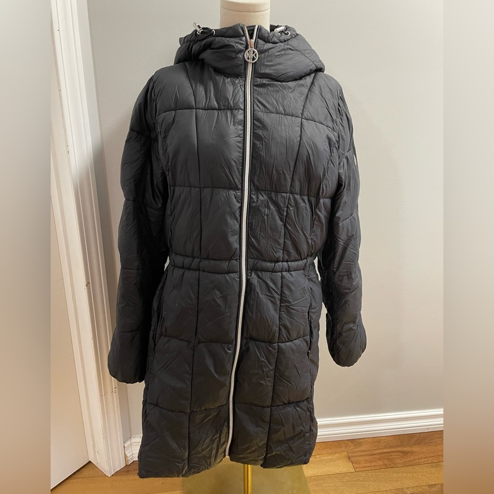 MICHAEL KORS Long Black Packable Warm Winter Puffer Jacket. Size M